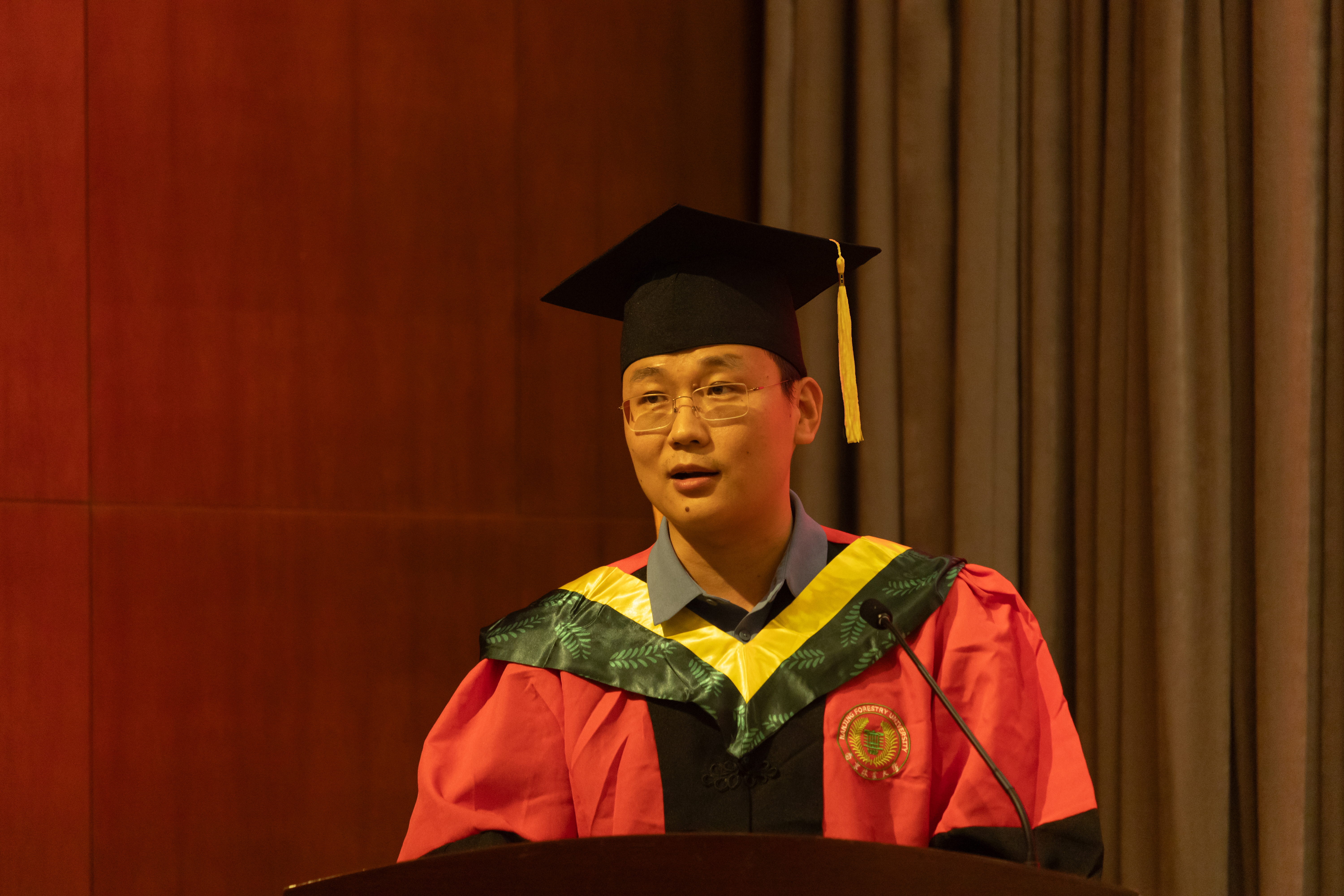 教师代表发言贾老师