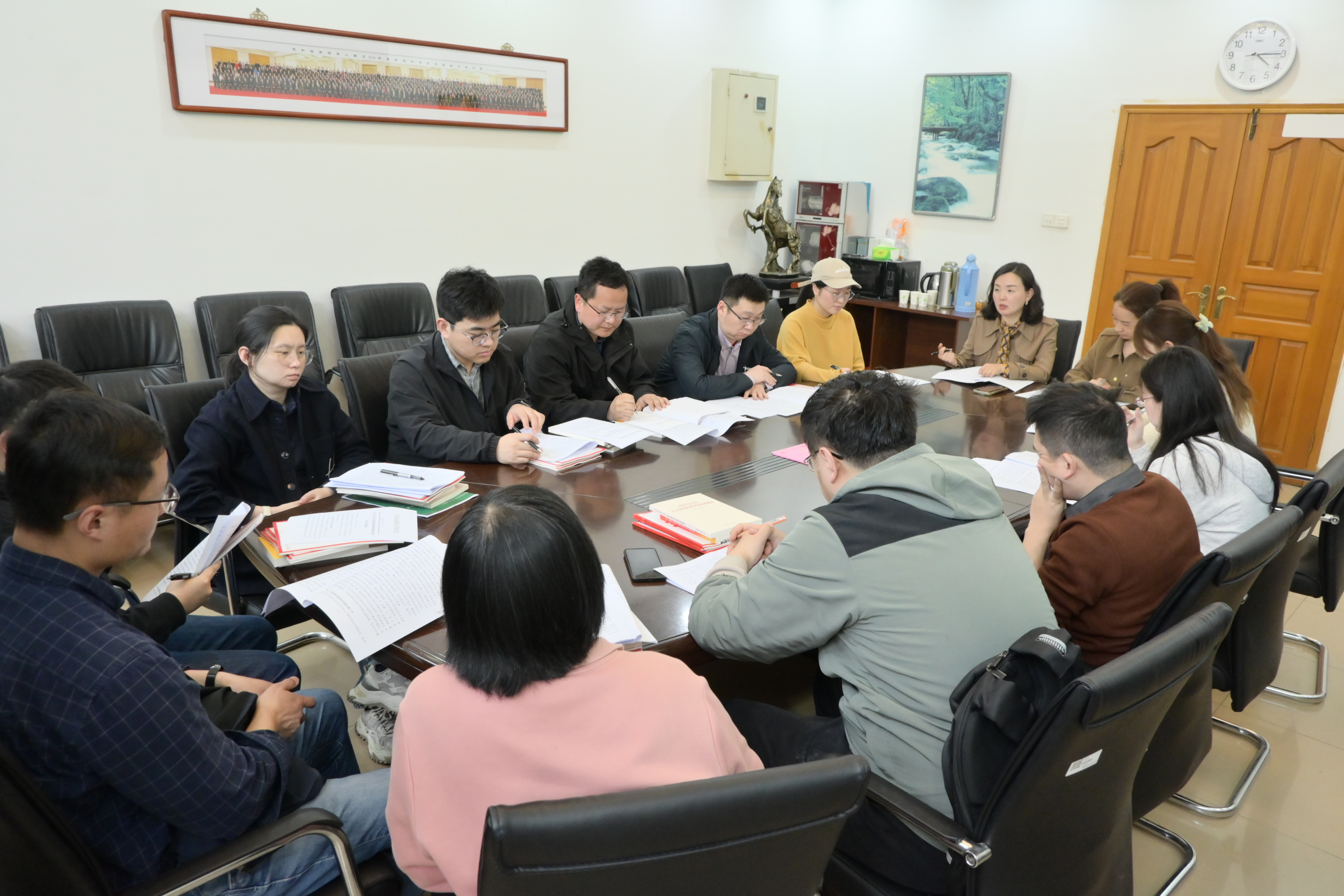 支部书记会议.JPG